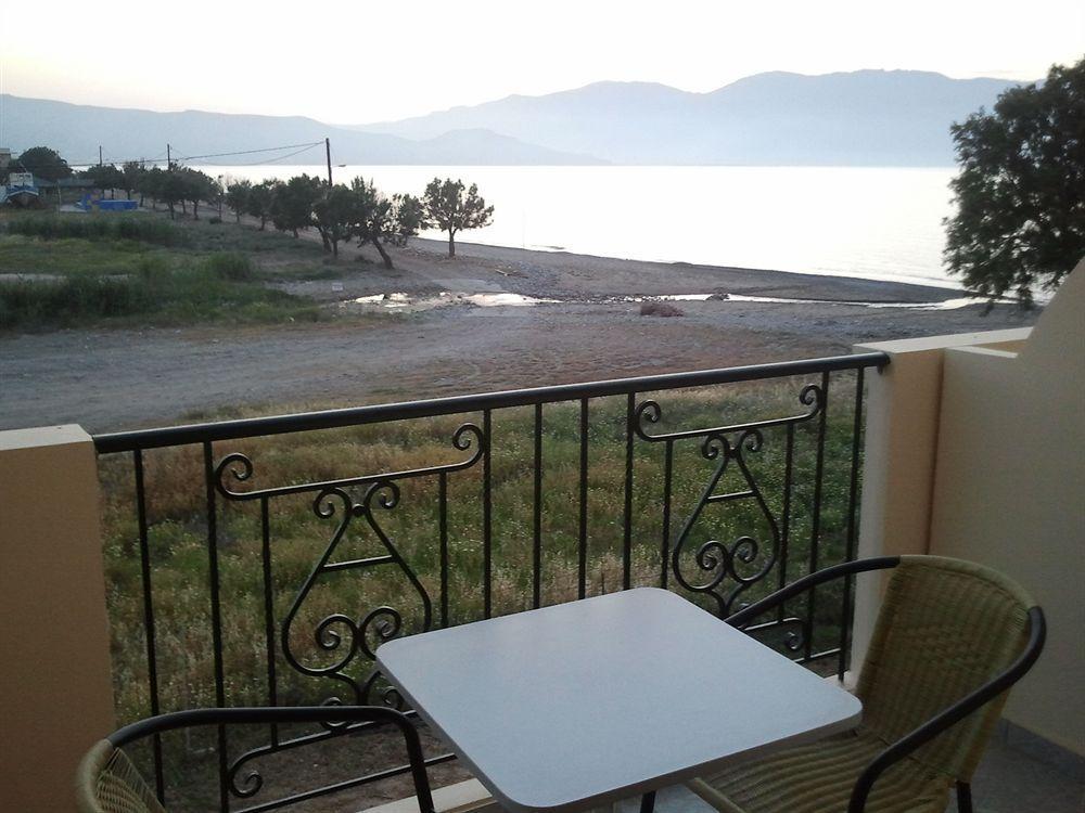 Mesogios Beach Korfalonas المظهر الخارجي الصورة